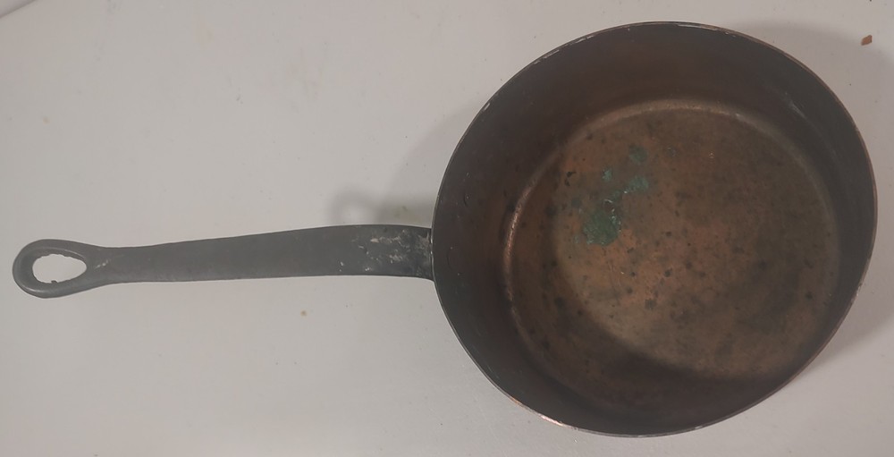 Vintage Copper Saucepan with Iron Handle