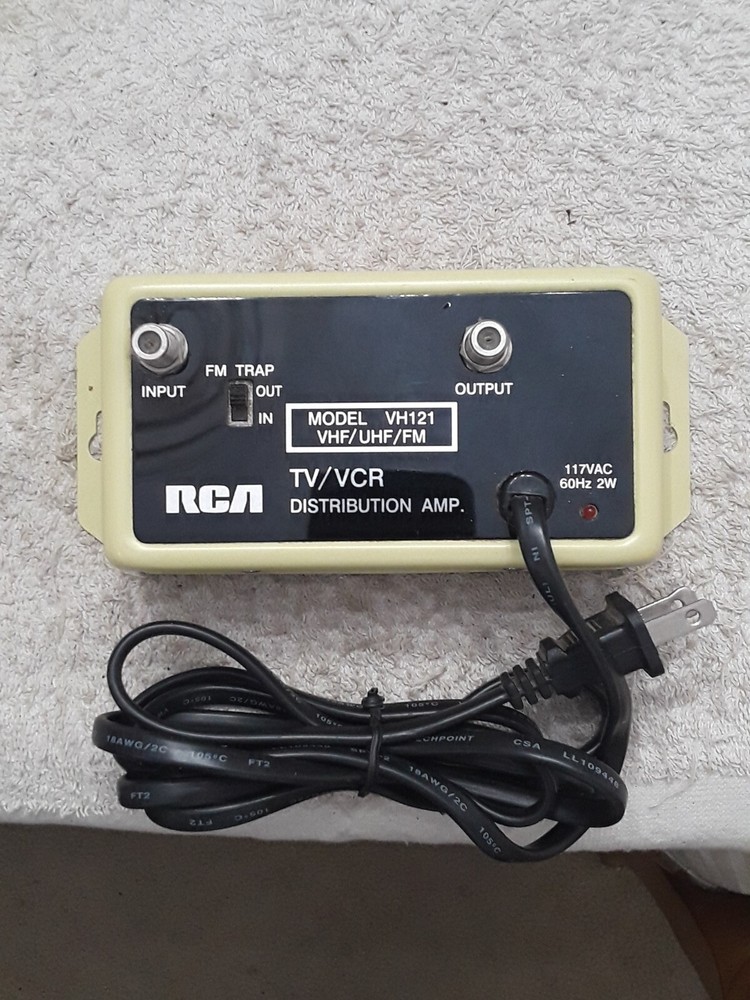 RCA Model VH121 VHF / UHF / FM Amplifier