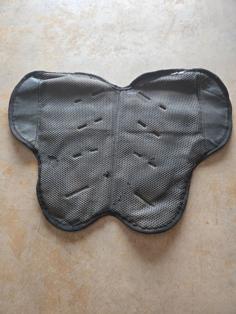 Horse Contoured Vented Neoprene Saddle Pad