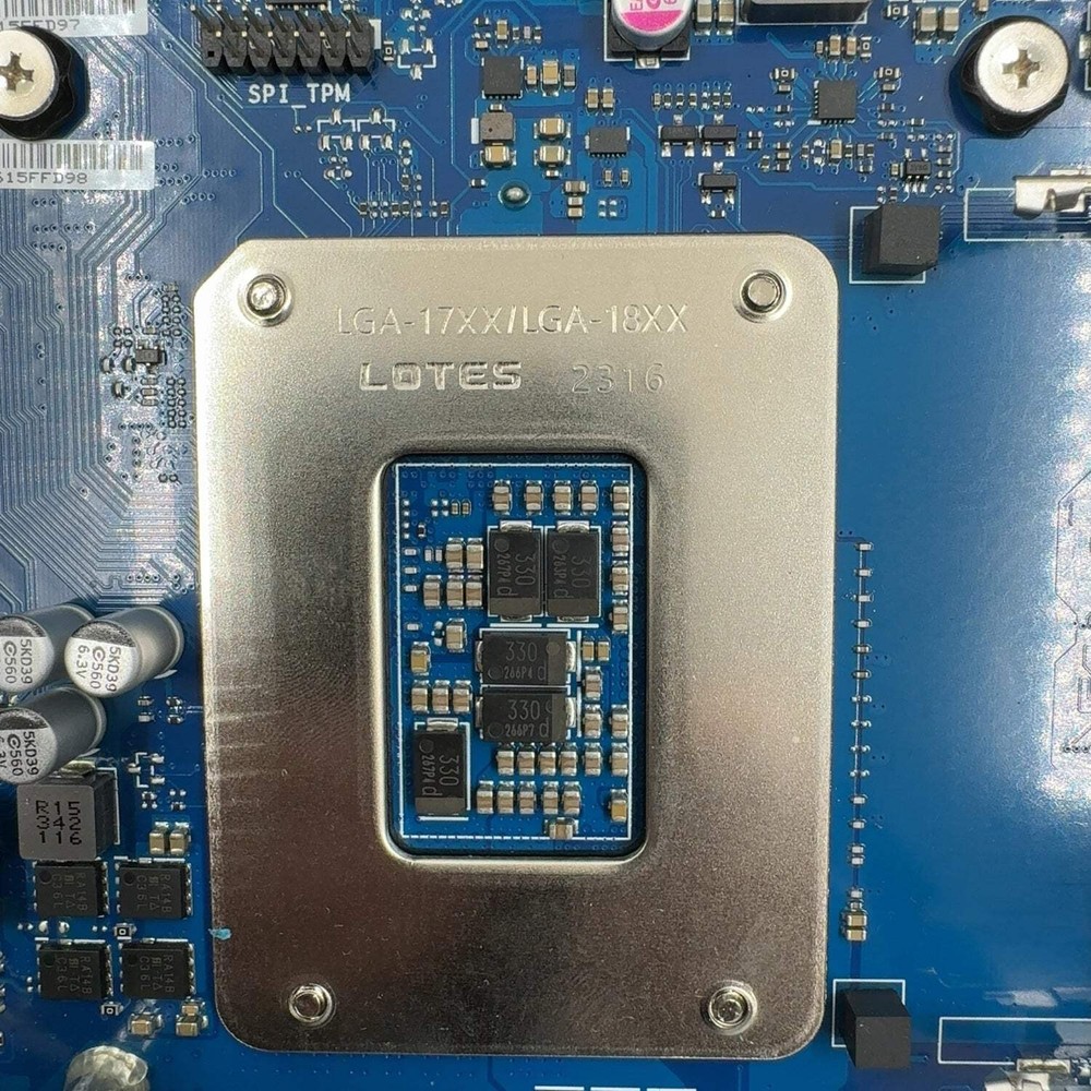 Asus PE5101D IoT Fanless Edge Computer PE5101D