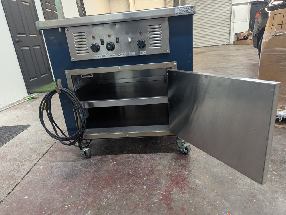 Assorted Restaurant Equipment