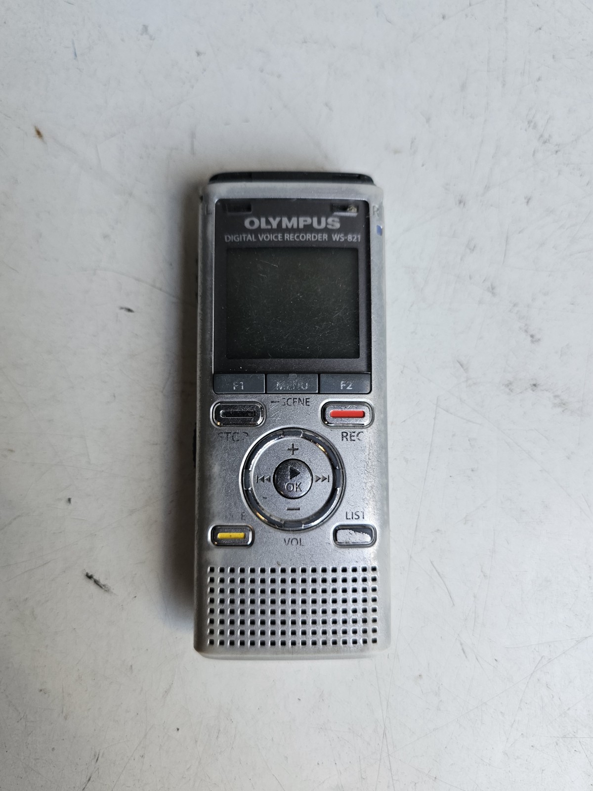 Olympus WS-821 Silver Multifunction Handheld Stereo Digital Voice MP3 Recorder