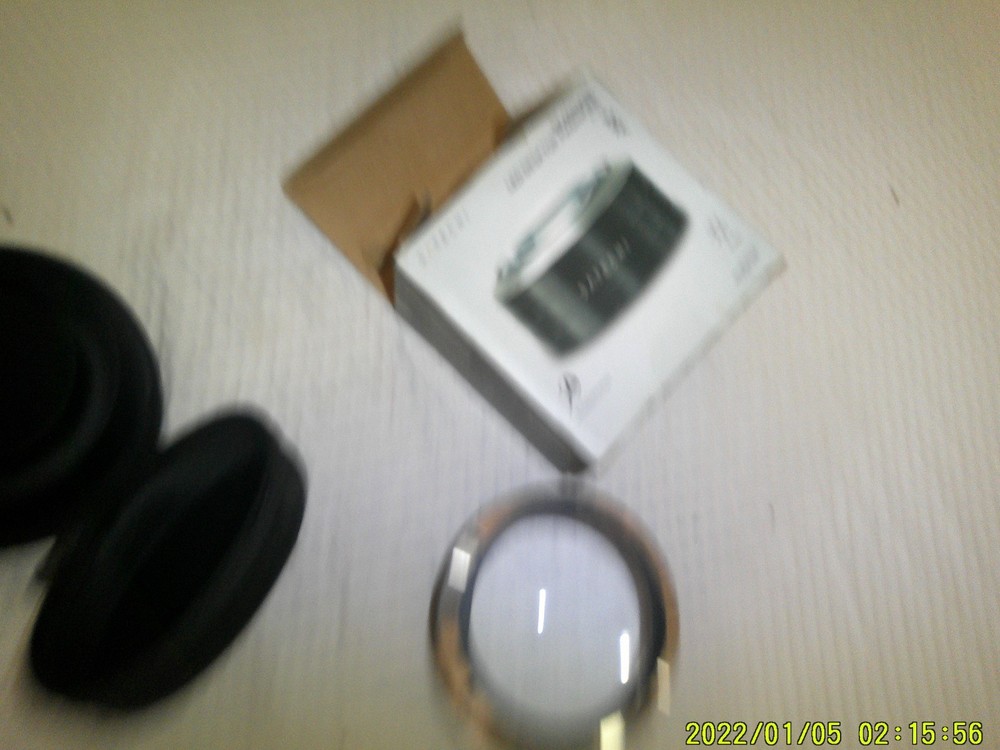 SATECHI LED DESKTOP MAGNIFIER UNTESTED WITH CASE