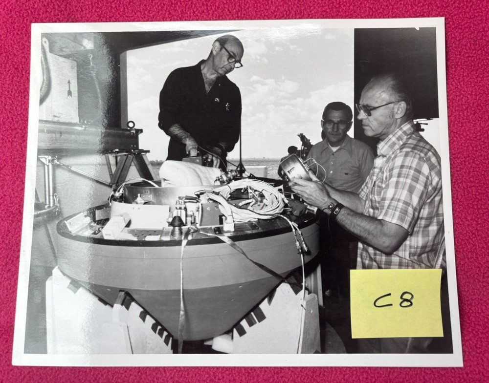 NASA vintage PHOTO spacecraft GALAXY planet SPACE explore ELECTRONICS scientist