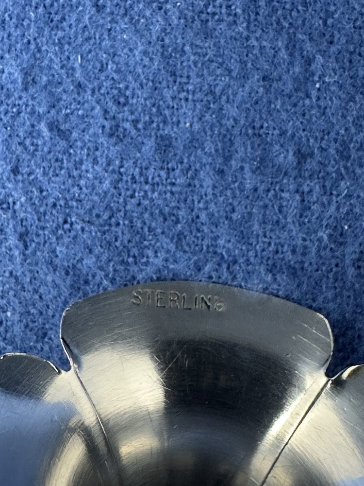 STERLING CANDLE SNUFFER