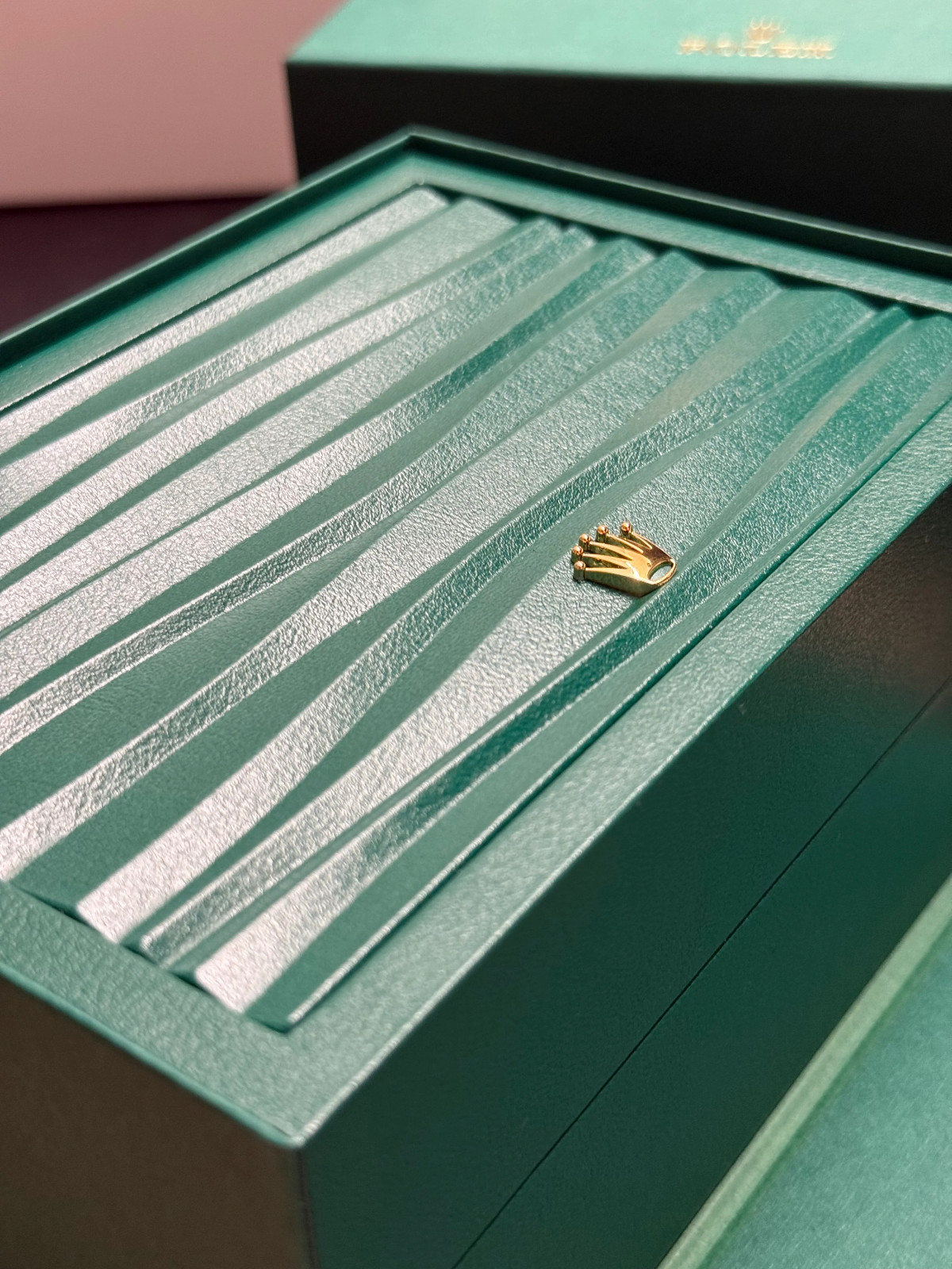 BRAND NEW Rolex Green Wave Box Set 39141.02 w/ Outer Box Daytona day date