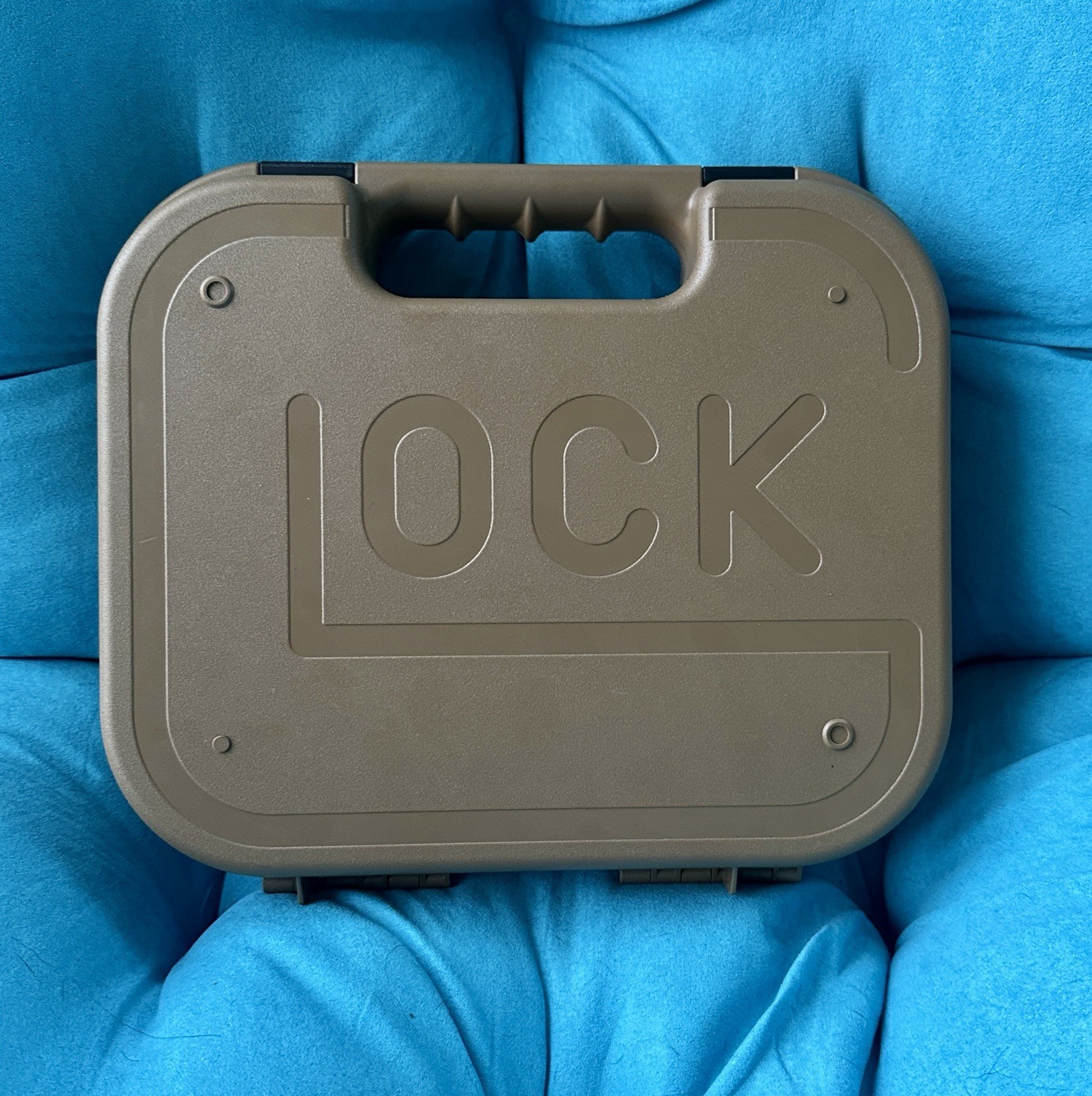 Glock 19X OEM Coyote Tan Factory Clamshell Folding Padded Pistol Case