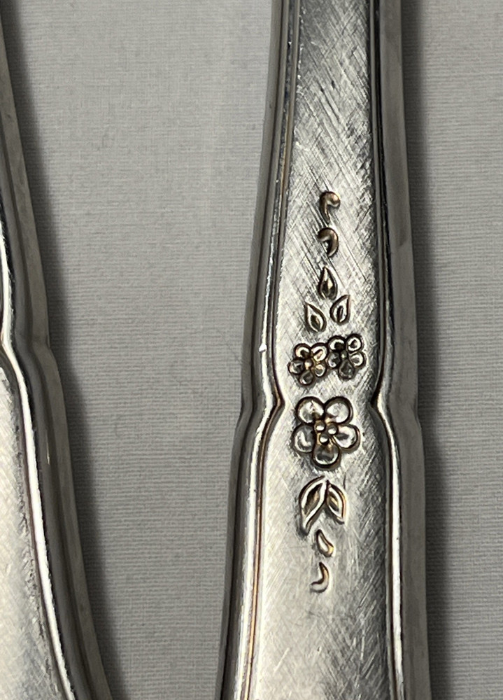 Oneida Ashmore Stainless Flatware 3 Dinner Knives Replacement Burnished Handle