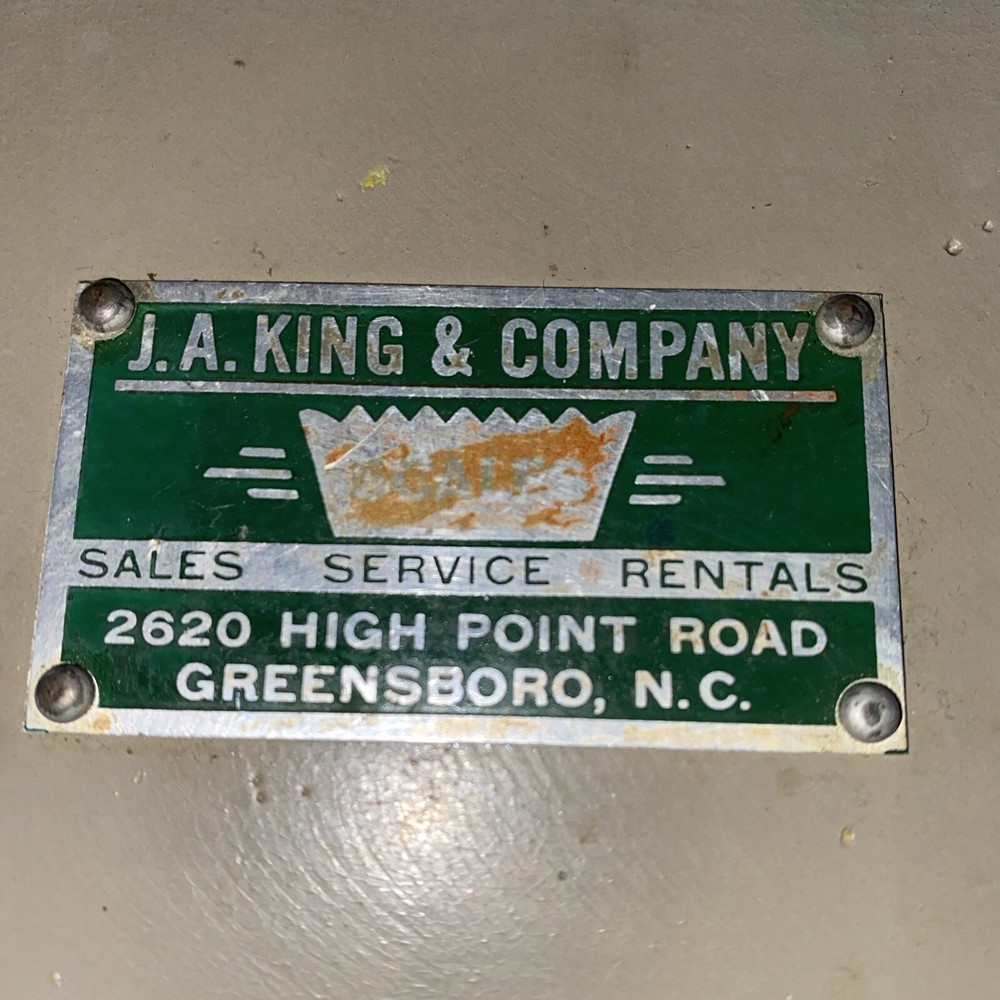 J.A. KING CO Mechanical Sample Cutter MODEL 3090AC