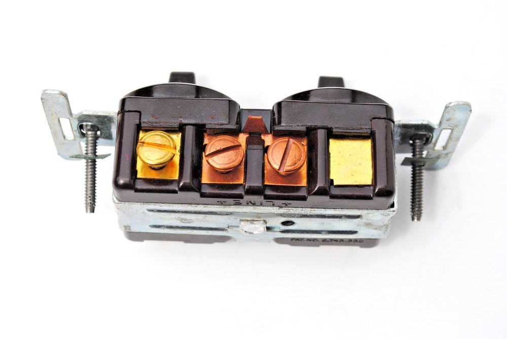 GE # 7941-1 Brown Combination Switch One Single Pole & One Three Way Switch 15A