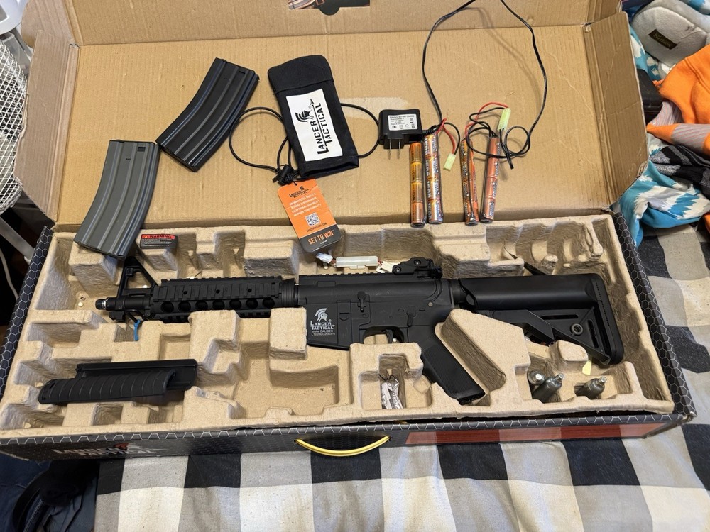 Airsoft Lancer Tactical Gen 2 Complete Starter Kit