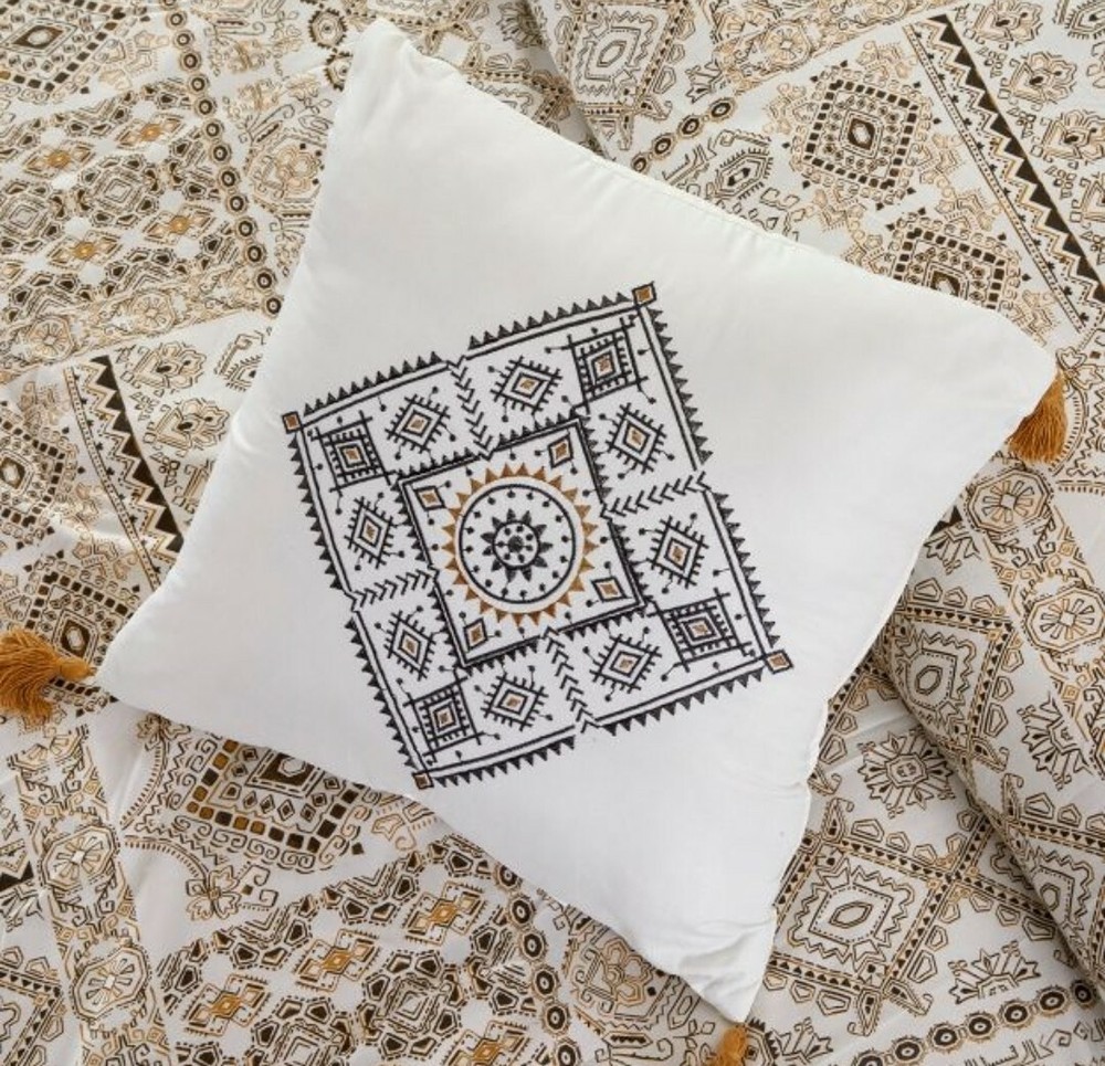 Modern Threads 6 Piece Printed Complete Bed Set Isla.