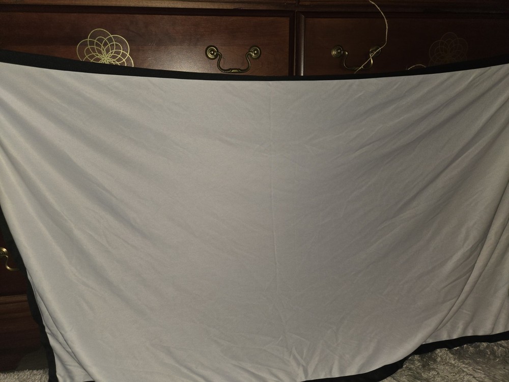 Fabric Projector Screen
