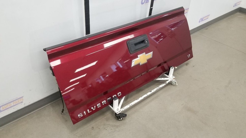16 CHEVY SILVERADO 1500 LT TAIL GATE WITH BACK UP CAMERA MAROON