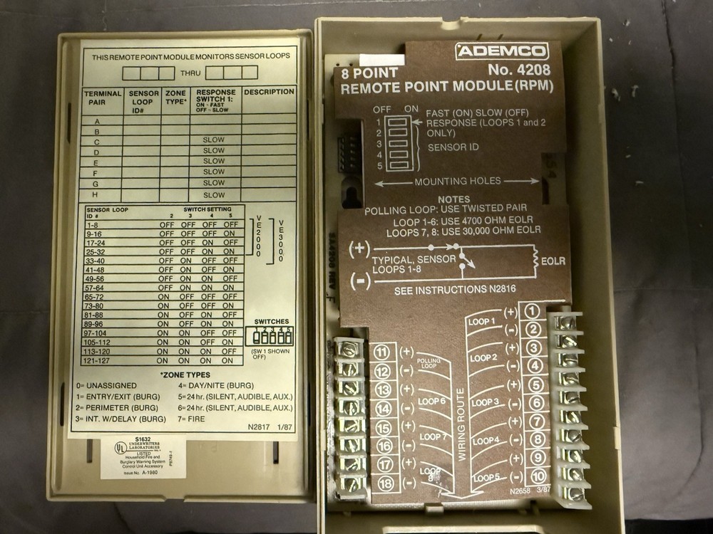 Ademco 4208 Remote Point Module With 8 Protection Loops