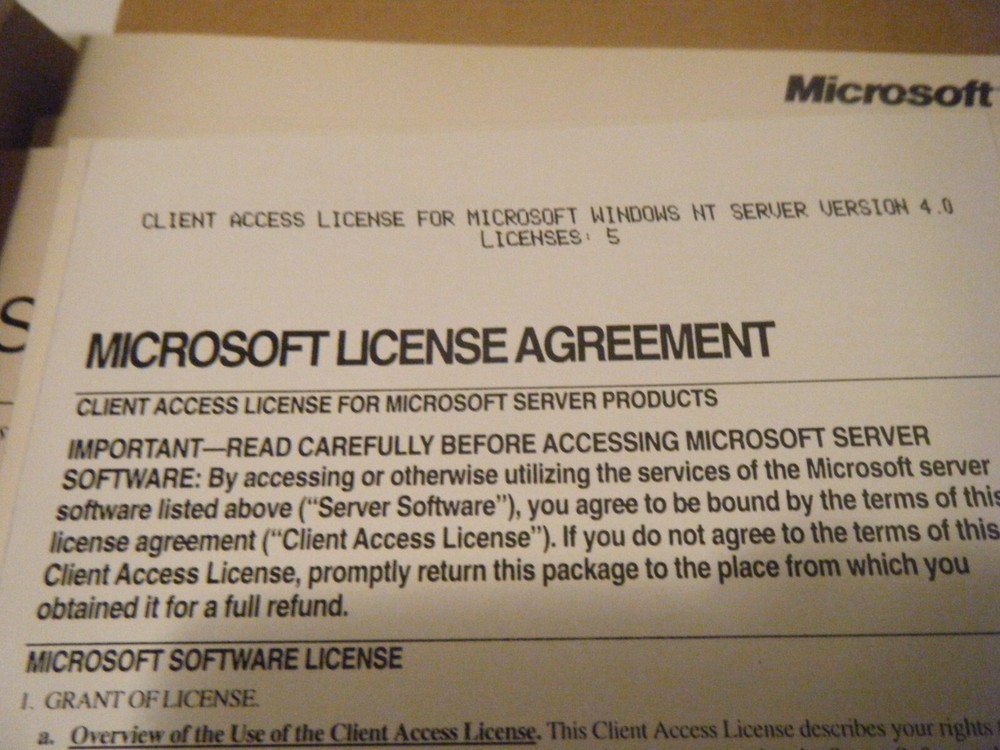 Microsoft Windows NT Server. New Condition with CD Key, Documentation. 5 client