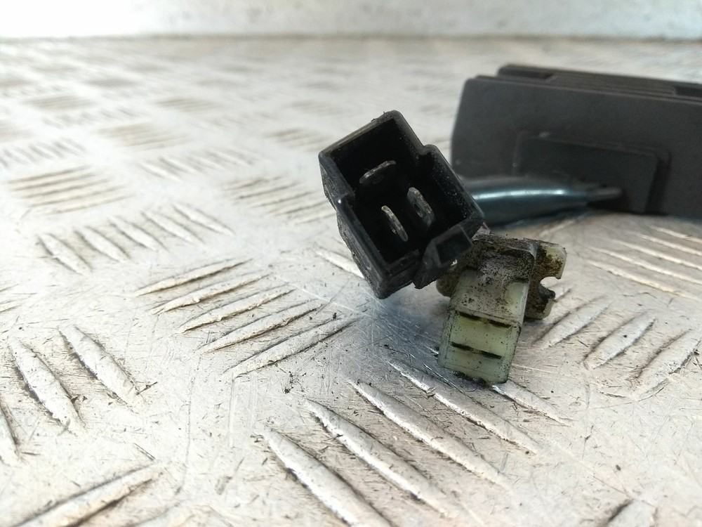 2000 SUZUKI GZ 125 RECTIFIER REGULATOR