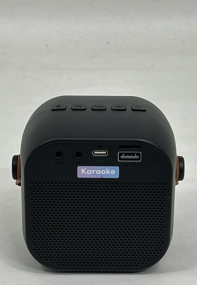 Portable Semitech Karaoke Machine w/Microphones K29, EUC