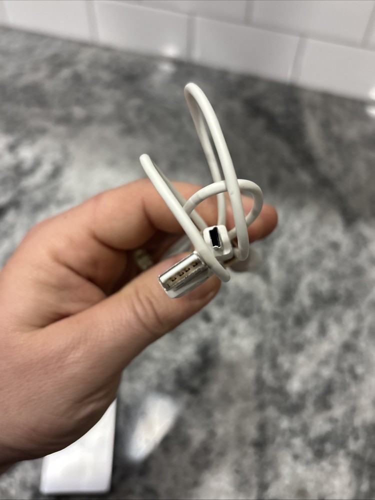 Sony USB External Multi-Format Card Reader/Writer MRW-EA7 - WORKS - TESTED