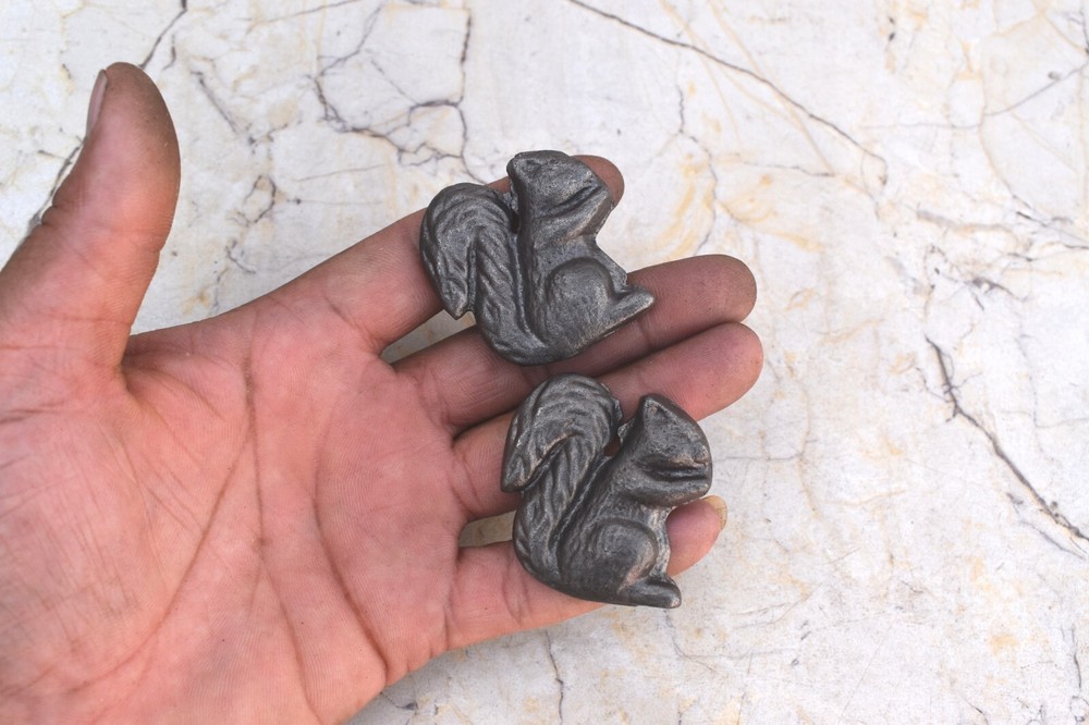 Squirrel Shape Vintage cast iron cabinet drawer door Gate knobs handles pull 10p
