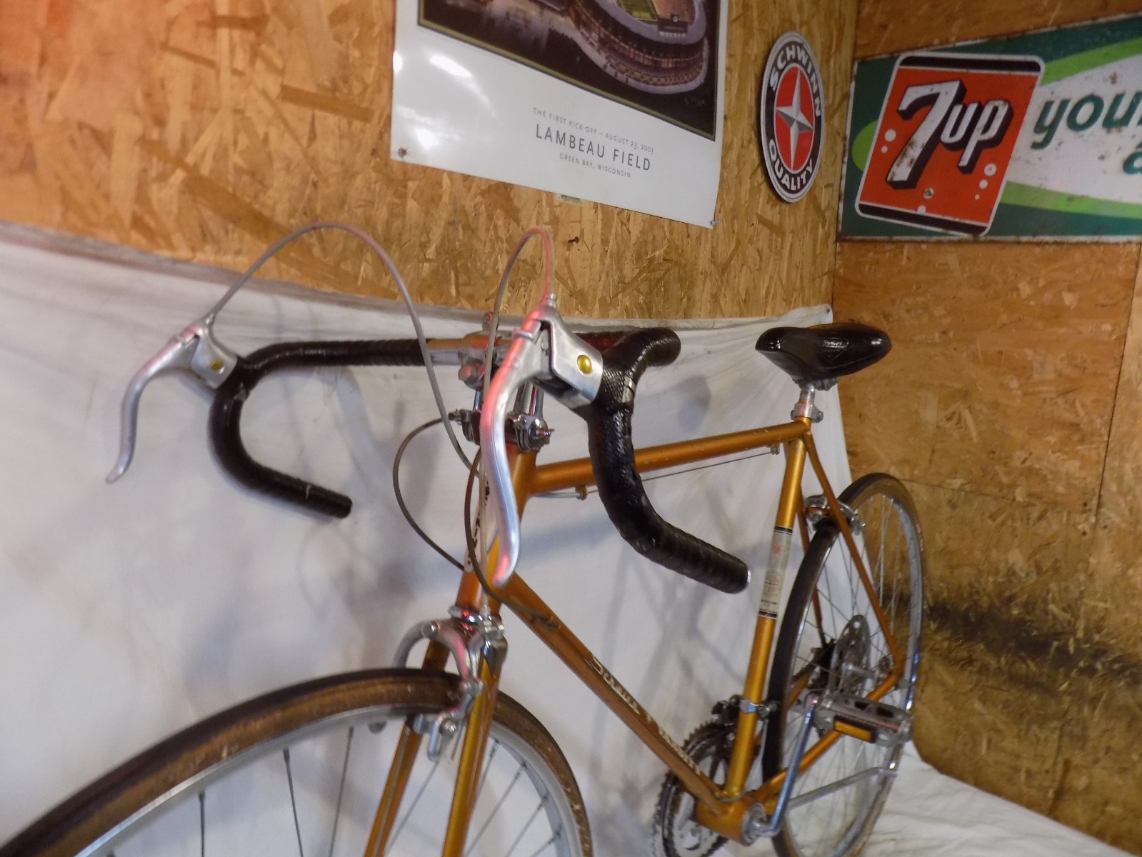 1967 SCHWINN VARSITY COPPERTONE GOLD MENS 10-SPEED ROAD BIKE SPRINT CONTINENTAL!