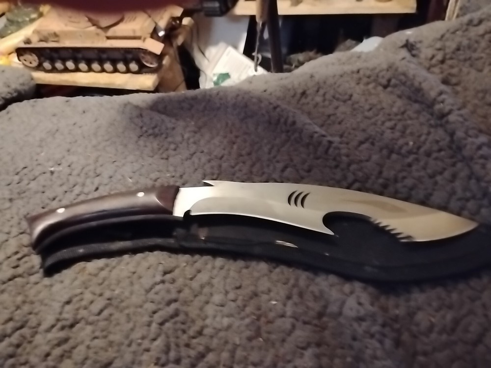 Shark Shape Knife