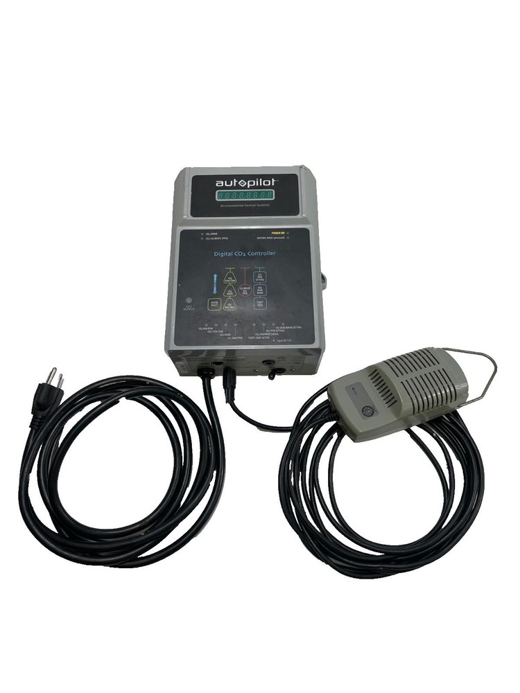 Hydrofarm Autopilot Digital CO2 Controller Gray & Black Adjustable Mode with Bag