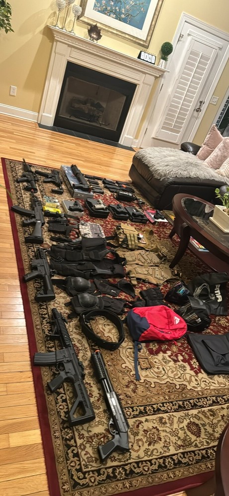 airsoft gun