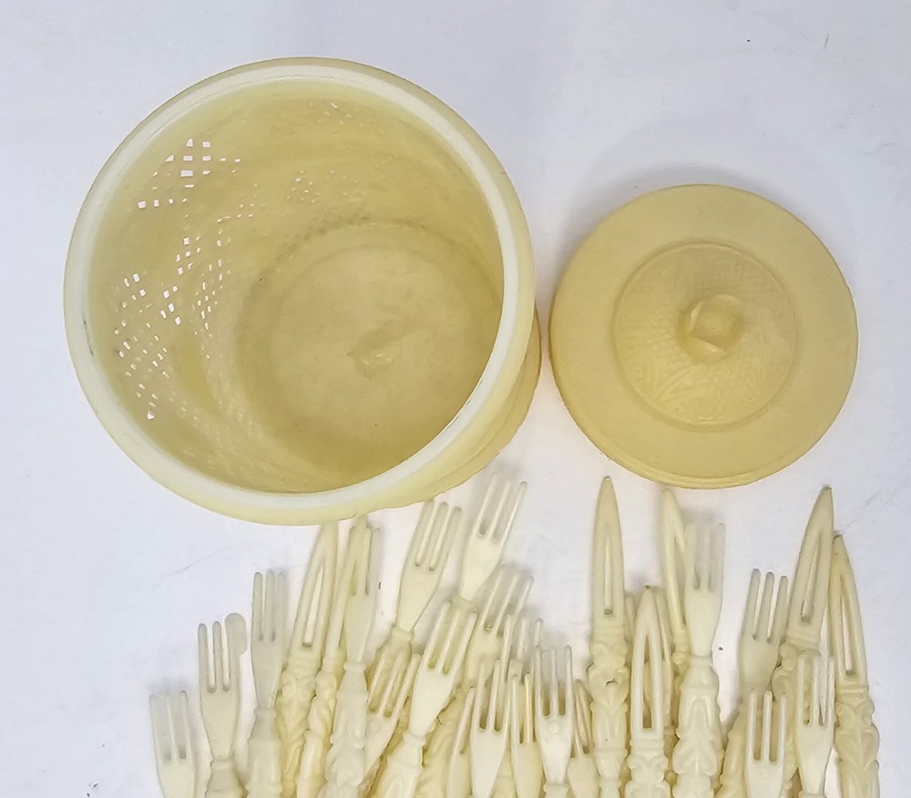 Vintage Cocktail Fork Set - Ivory Celluloid