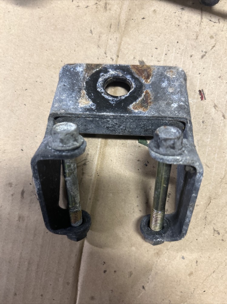 1989 YAMAHA PHAZER PZ480E Engine Mounting Brackets Hardware