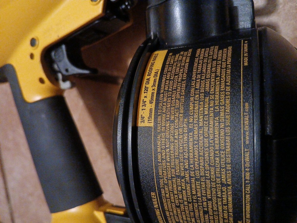 Dewalt Roofing Gun TY2 4811 46-TZ