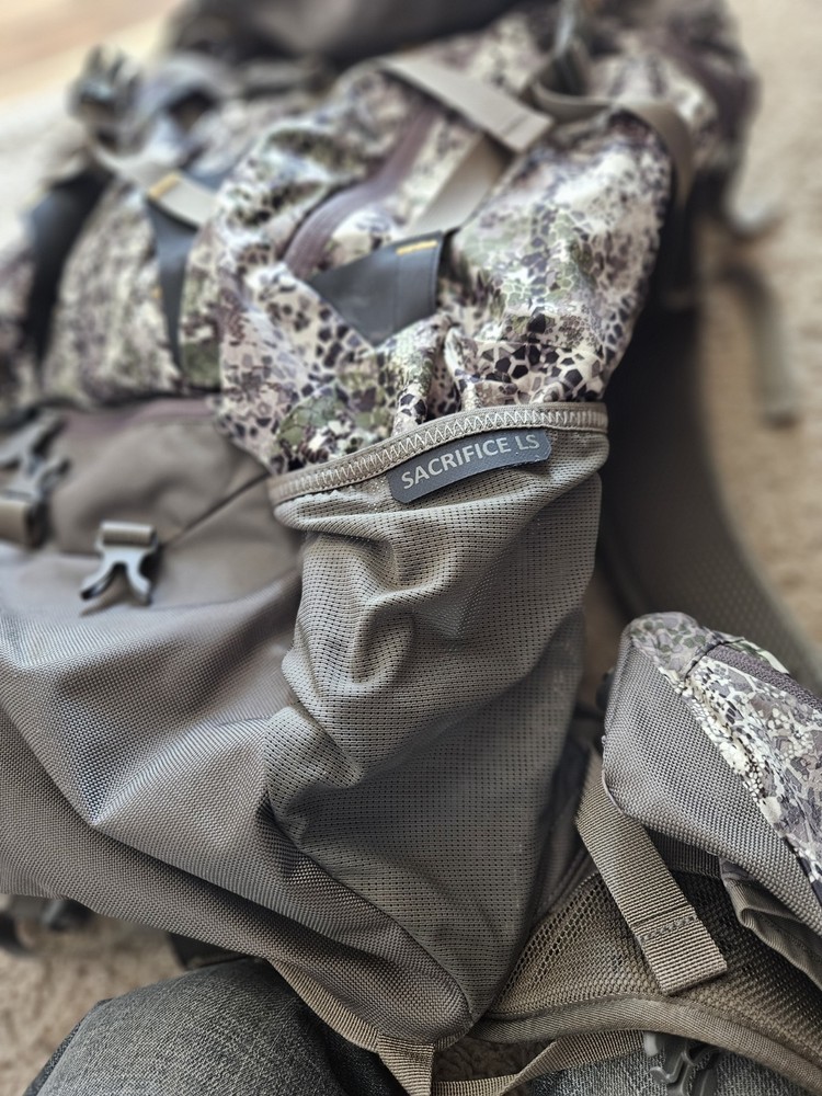 Badlands Sacrifice LS Backpack