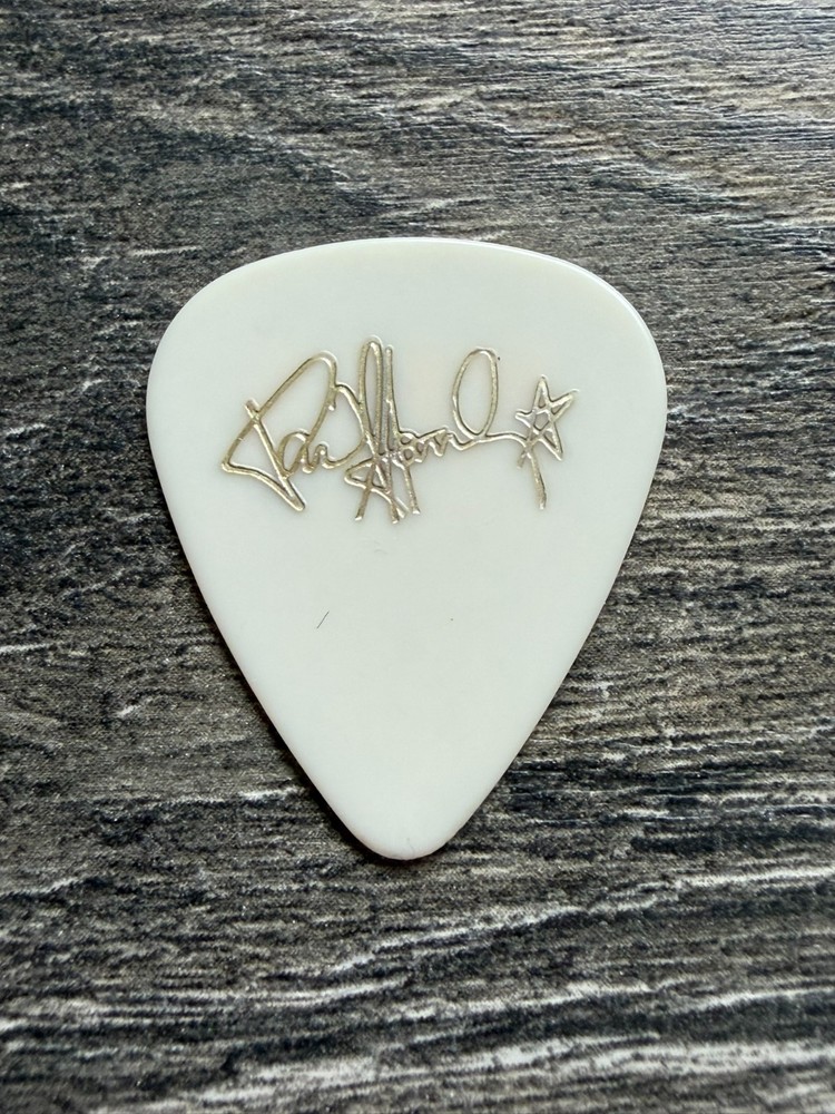 KISS Guitar Pick PAUL STANLEY Crazy Nights Tour Concert White Silver Vintage