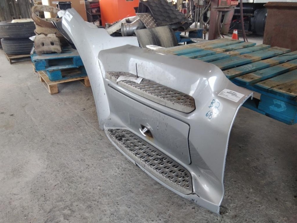 For 2015 PETERBILT 579 SIDE FAIRING Left , MN