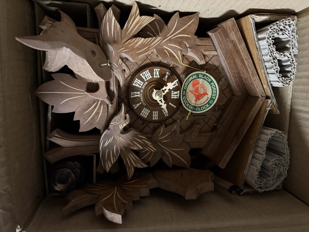 Vintage Small Hurbert Herr Cuckoo Clock 229/750 Read Description