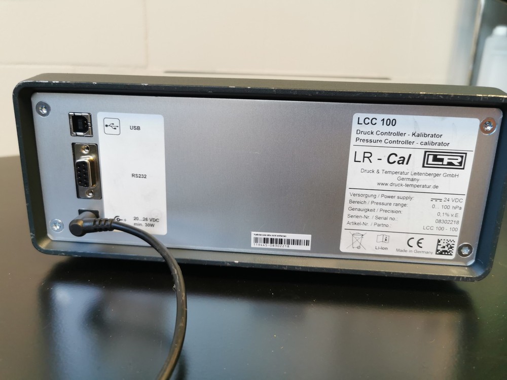 LR-Cal LCC-100 Pressure Controller Pressure Calibrator 100mbar