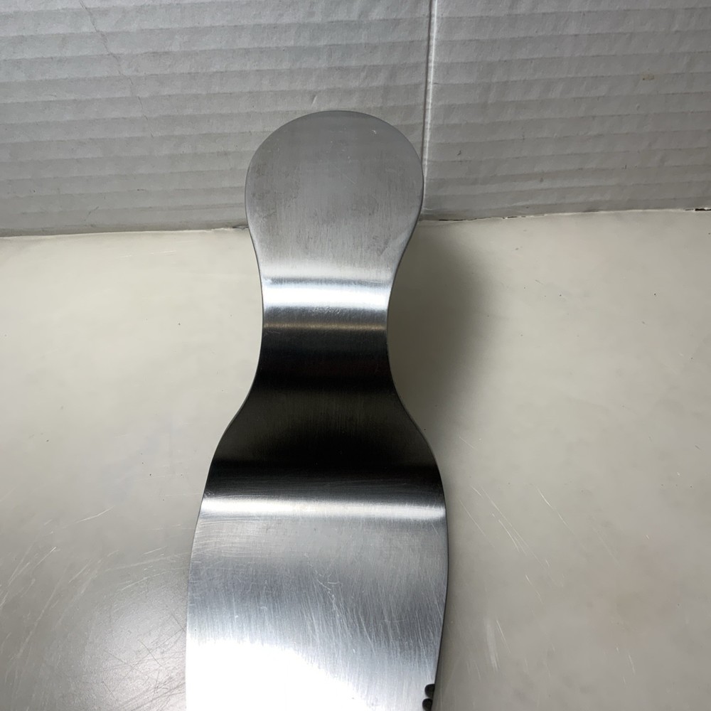 Pampered Chef High Heel Cake Server .