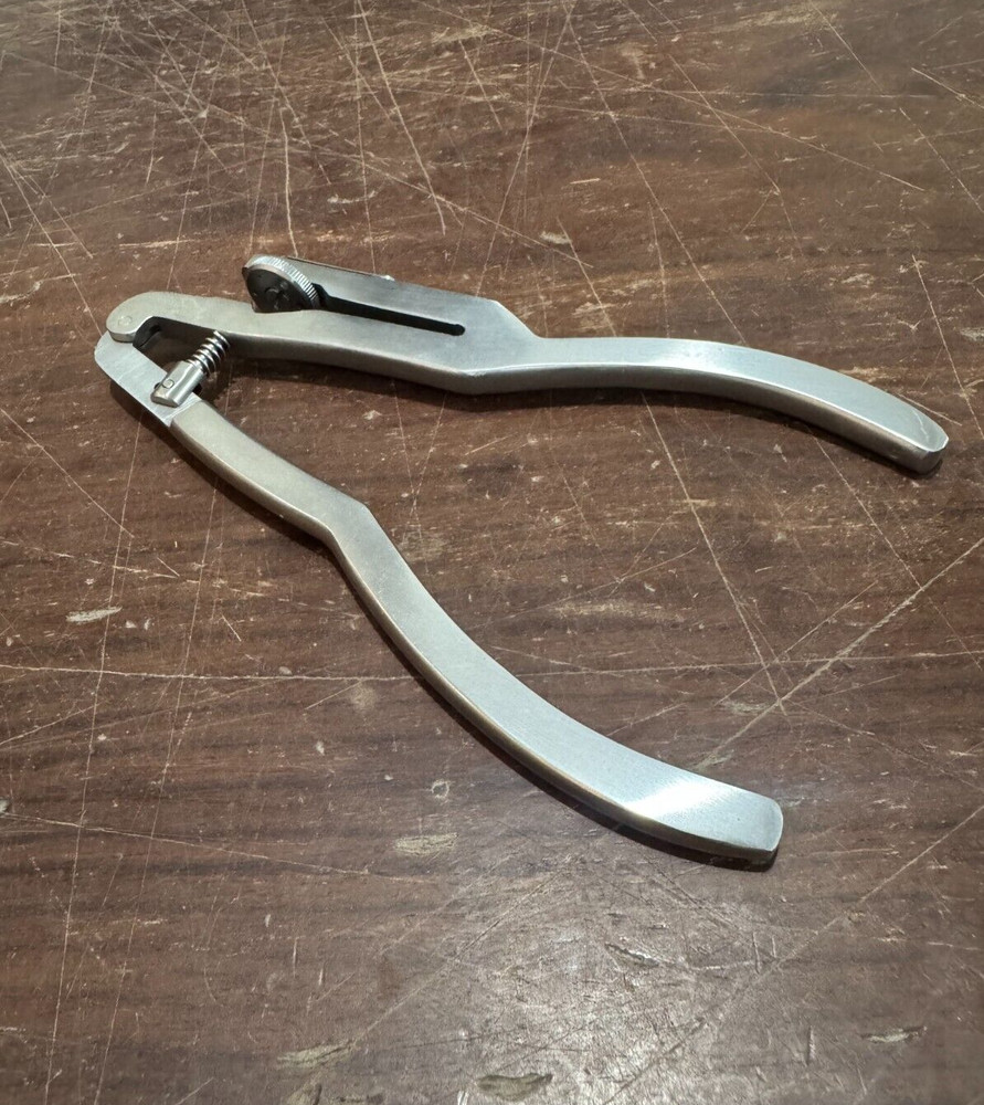 Rubber Dam Clamp Forceps Frames Dental Plier Endodontic Lab Instruments CE