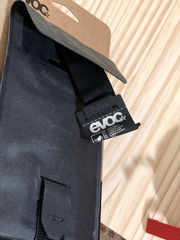 EVOC Phone Pouch - Waterproof - Recycled Material - Reflective Logo NWT