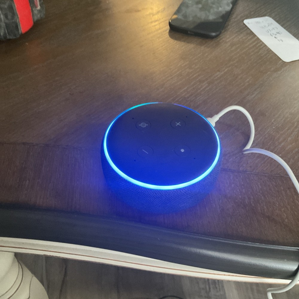 Genuine Amazon Echo Dot Gen 3 Smart Speaker Black C78MP8. Plug Not Included