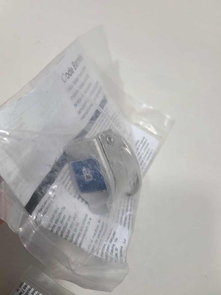 PROSAFE STI-SCBE14 GuardMaster BLUE TAGS Code Barrel Trapped Key Interlock, NOS