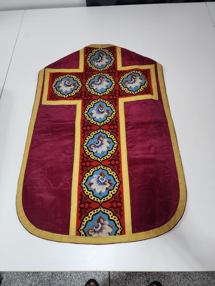 Antique Fiddleback Chasuble