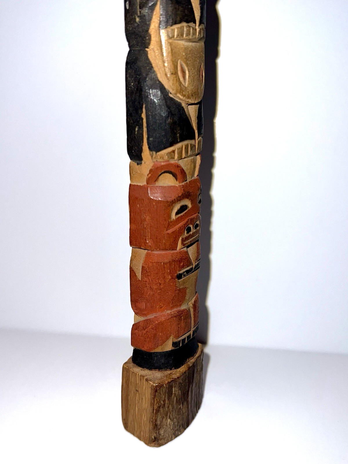 Native American Indian Pacific Northwest Coast Carved Tlingit 7" Tall Totem