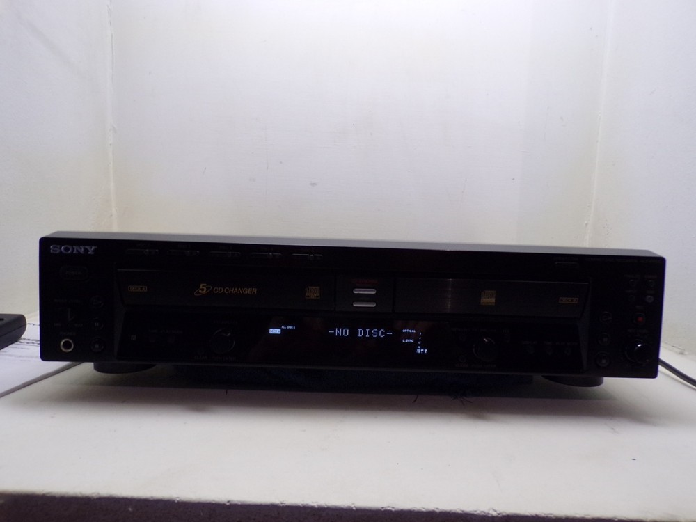 Sony RCD-W50C CD Changer