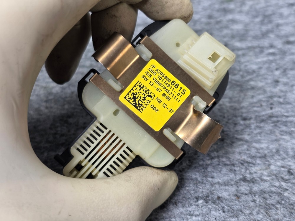 Windshield Rain Sensor Module Assembly Mercedes W205 C43 C300 C63 OEM