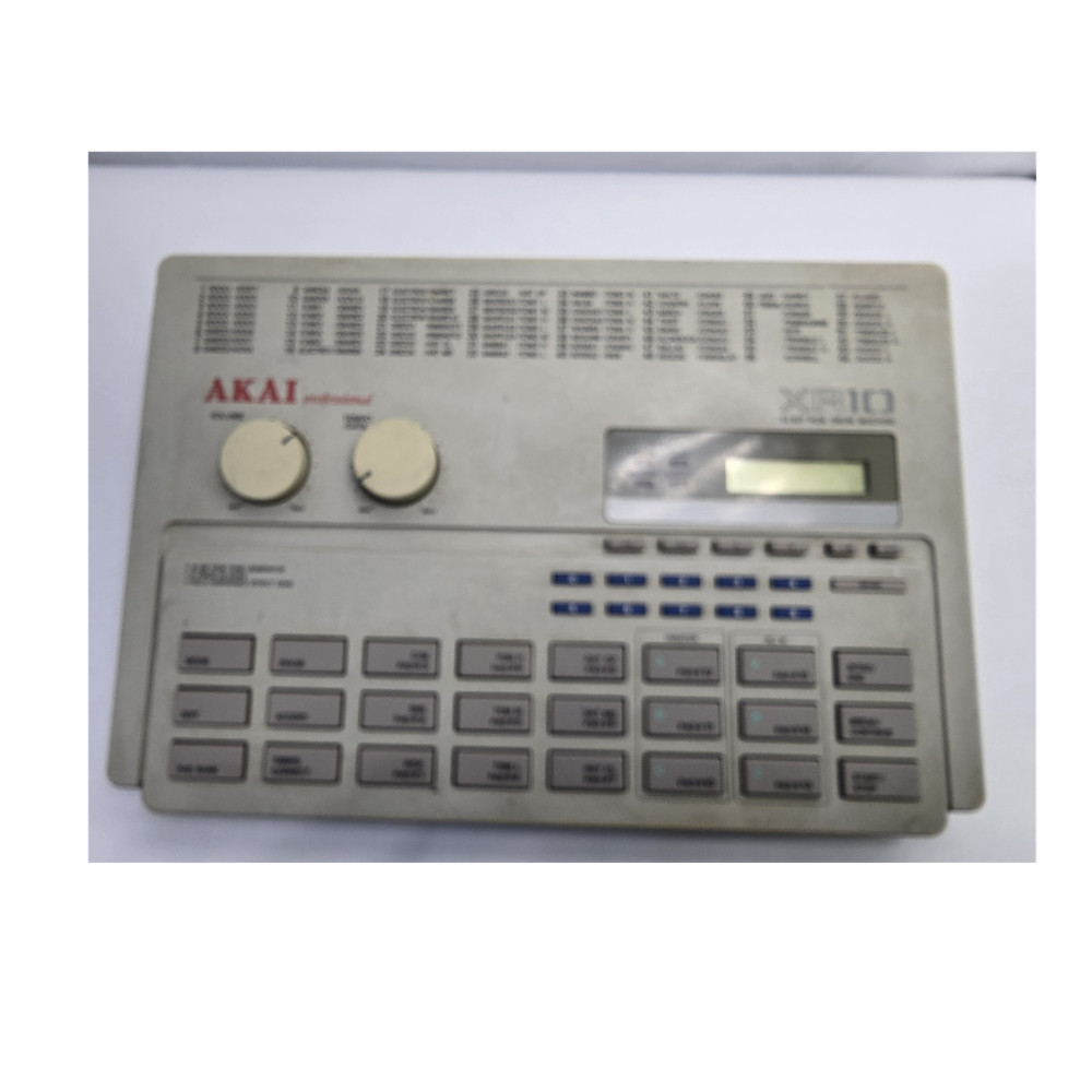 Akai Professional XR10 Programmable Digital Drum Machine 16 Pads