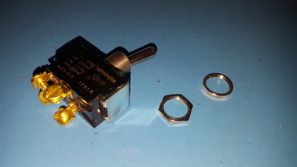 Toggle Switch 2GK54-73, Carling, 17A, 125V, DPST ON-OFF Panel Mount