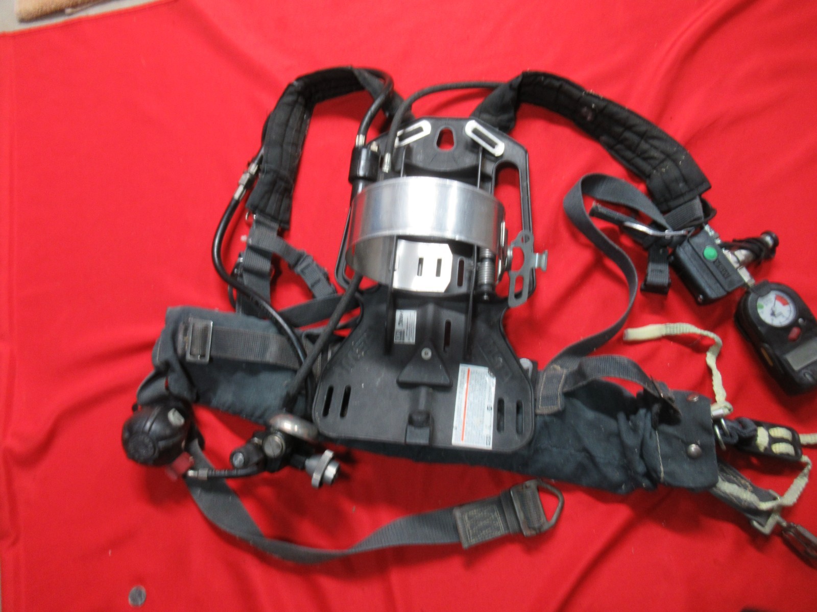 MSA Firehawk SCBA Pack Harness - 4500 PSI WITH RESCUE BELT DESCENDER REGULATOR