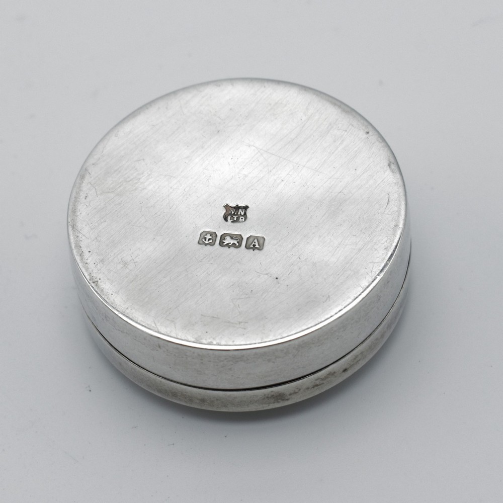 Antique Solid Silver Pill Pot Snuff Box 1925 William Neale
