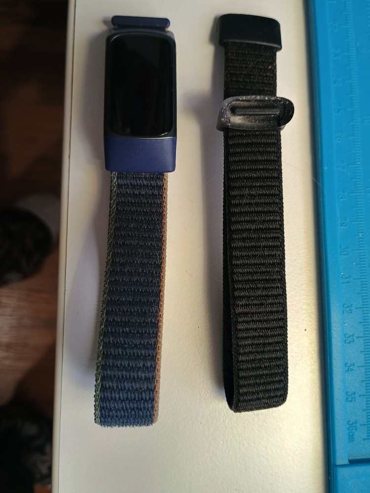 Fitbit Charge 5 black